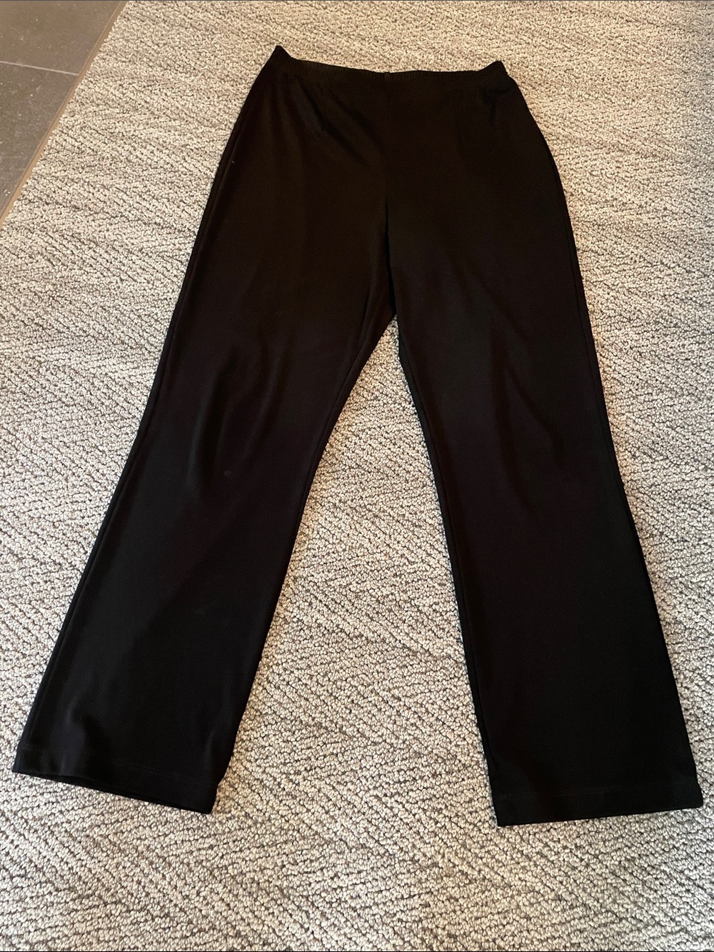 Chico's Black Wide-Leg Pull-On Pants